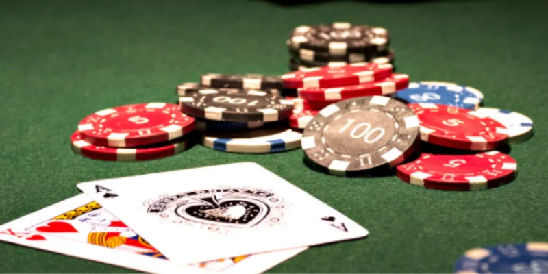 Cược Xì Tố - Chinh phục mọi ván cược với chiến lược chuẩn 3 Khám phá luật chơi Xì Tố dễ hiểu và đầy đủ